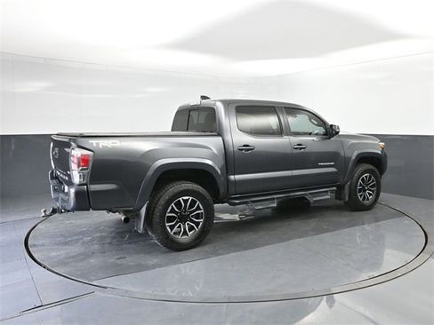 Used 2020 Toyota Tacoma TRD Sport image 15