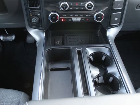 New 2025 Ford F150 XLT w/ Equipment Group 302A MID image 32