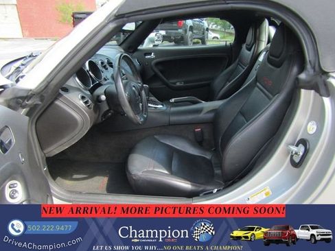 Used 2007 Pontiac Solstice GXP w/ Premium Package RWD image 12