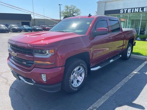Used 2018 Chevrolet Silverado 1500 LT w/ All Star Edition AWD/4WD image 3