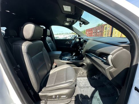 Used 2023 Chevrolet Traverse LT AWD/4WD image 28