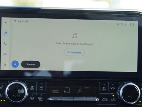 Used 2023 Toyota Highlander Limited image 26