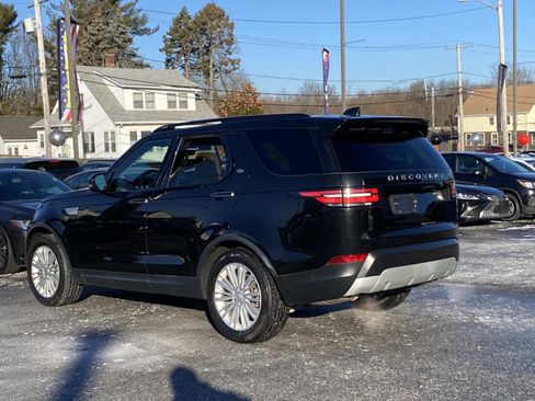 Used 2018 Land Rover Discovery HSE Luxury image 3