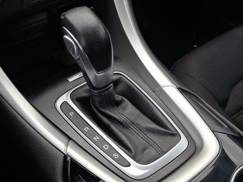 Used 2014 Ford Fusion SE w/ Equipment Group 201A image 15