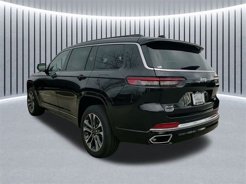 New 2025 Jeep Grand Cherokee L Overland w/ Trailer Tow Package image 12