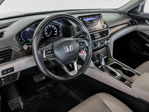 Used 2018 Honda Accord EX-L image 2