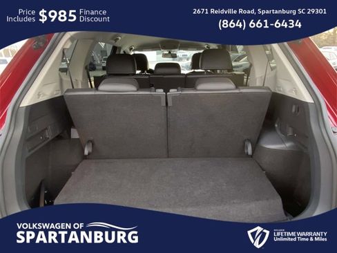 Used 2021 Volkswagen Tiguan SE image 8