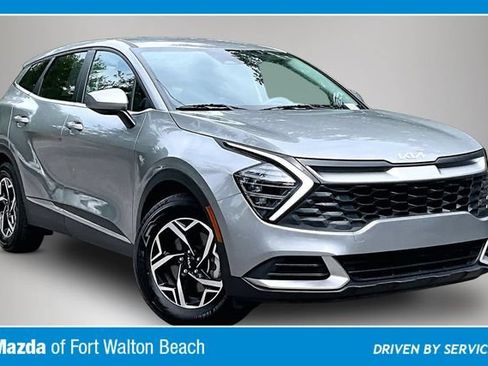 Used 2024 Kia Sportage LX FWD image 1