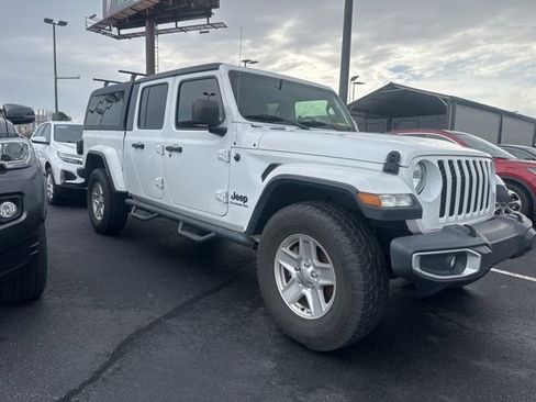 Used 2020 Jeep Gladiator Sport w/ Quick Order Package 24S image 3