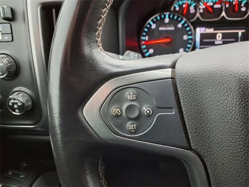 Used 2015 Chevrolet Silverado 2500 LT w/ LT Convenience Package image 10