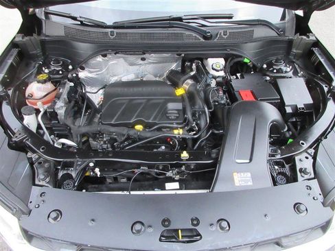 Used 2024 Chevrolet Trax LT image 31