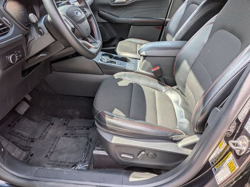 Used 2025 Ford Escape ST-Line FWD image 22