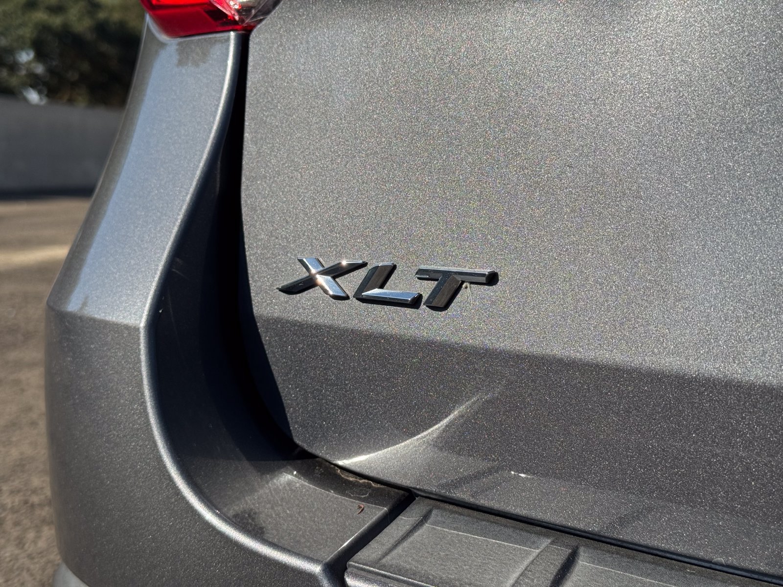 Certified 2021 Ford Explorer XLT w/ Equipment Group 202A RWD image 5
