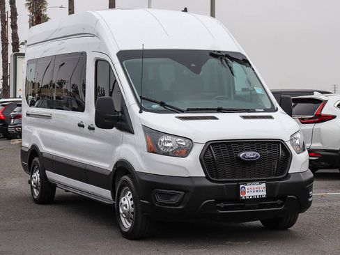 Used 2022 Ford Transit 350 XL image 3