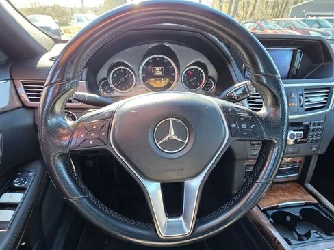 Used 2012 Mercedes-Benz E 350 4MATIC Sedan image 10