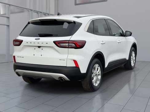 Used 2024 Ford Escape Active AWD/4WD image 5