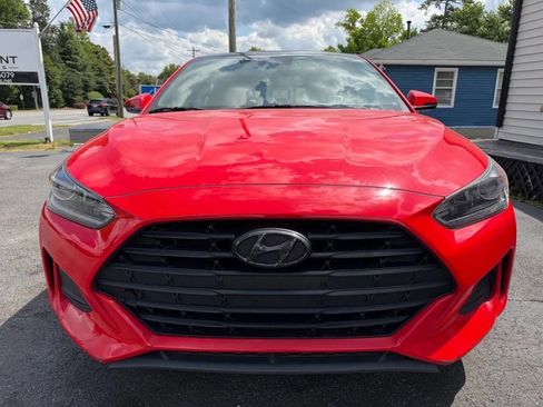 Used 2021 Hyundai Veloster 2.0 Premium FWD image 2