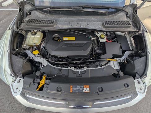 Used 2016 Ford Escape SE w/ Equipment Group 201A image 40