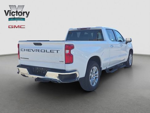 Used 2023 Chevrolet Silverado 1500 LTZ AWD/4WD image 16