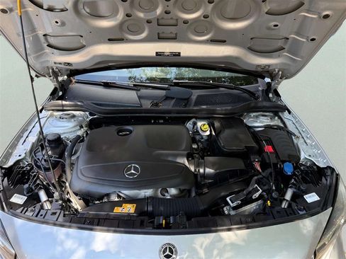 Used 2019 Mercedes-Benz GLA 250 4MATIC image 28