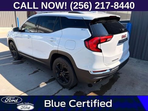 Used 2019 GMC Terrain SLT w/ LPO, Floor Liner Package FWD image 4