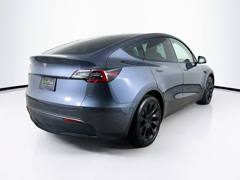 Used 2023 Tesla Model Y Long Range image 9