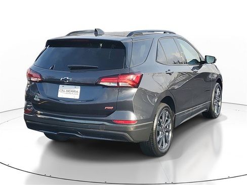 Certified 2022 Chevrolet Equinox RS image 4