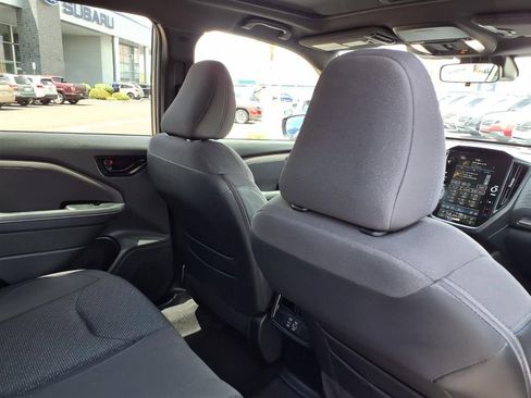 Certified 2025 Subaru Forester Premium AWD/4WD image 20