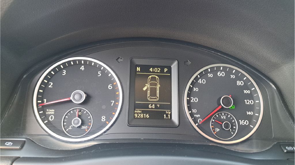 Used 2012 Volkswagen Tiguan SE AWD/4WD image 19