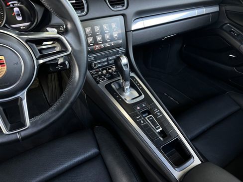 Used 2017 Porsche 718 Boxster image 40