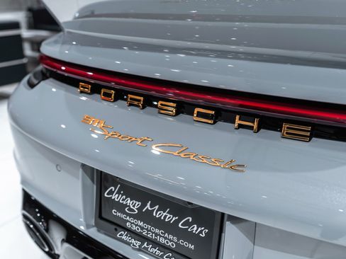 Used 2023 Porsche 911 Sport Classic RWD image 52