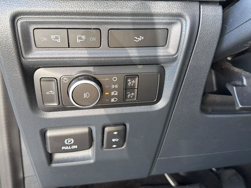 Used 2022 Ford F150 Lariat AWD/4WD image 19
