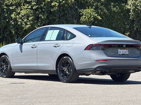 Certified 2025 Honda Accord SE image 6
