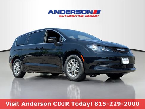 New 2027 Chrysler Pacifica LX FWD image 1