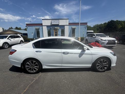 Used 2014 Honda Accord Sport image 7