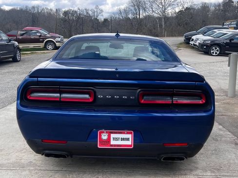 Used 2019 Dodge Challenger R/T w/ Plus Package image 5