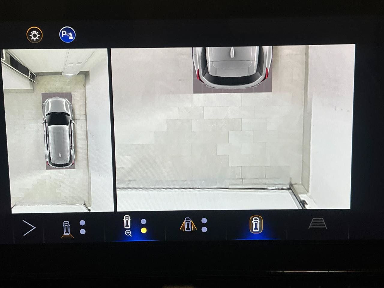 Used 2025 Chevrolet Equinox LT w/ Convenience Package II FWD image 51