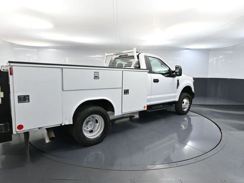 Used 2021 Ford F350 XL w/ Power Equipment Group AWD/4WD image 6
