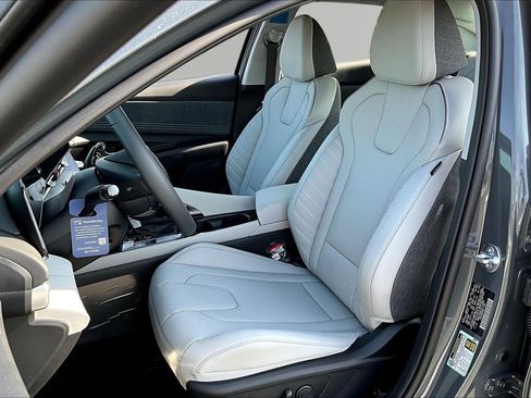 New 2026 Hyundai Elantra Limited w/ Cargo Package FWD image 17