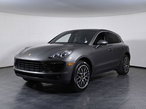 Certified 2018 Porsche Macan S AWD/4WD image 1