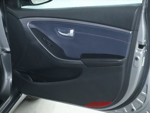 Used 2014 Hyundai Elantra GT w/ Option Group 02 image 33