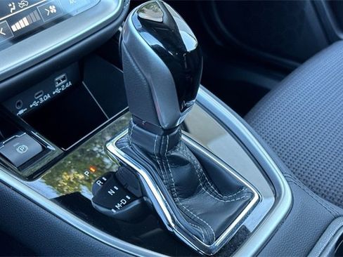 Used 2025 Subaru Outback Premium w/ Popular Package #1A image 24