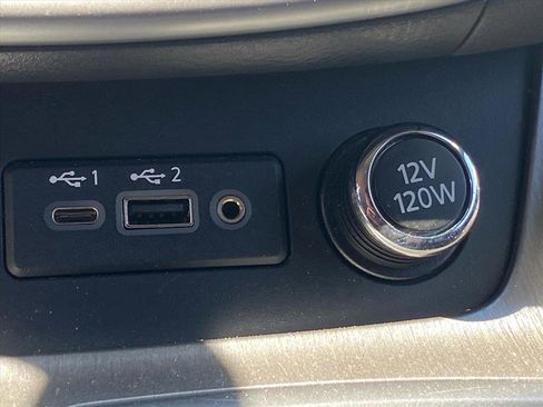 Used 2021 Nissan Murano S AWD/4WD image 13