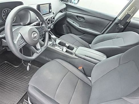 Used 2025 Nissan Sentra S FWD image 2