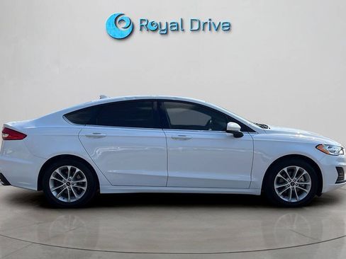Used 2020 Ford Fusion SE FWD image 7