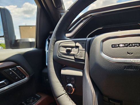 New 2026 GMC Sierra 3500 Denali Ultimate AWD/4WD image 12