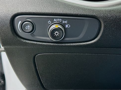 Used 2024 Chevrolet Malibu LT image 16