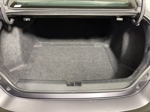 Used 2018 Honda Civic LX image 10