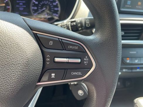 Used 2019 Hyundai Santa Fe SE AWD/4WD image 19