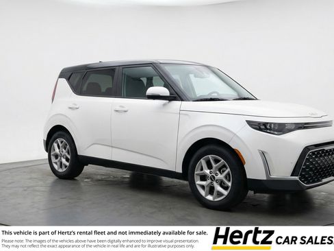 Used 2025 Kia Soul LX w/ LX Technology Package FWD image 1